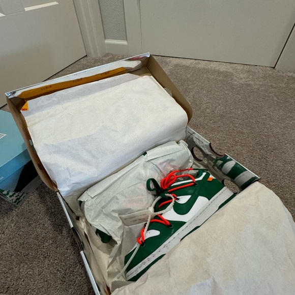 Off-white pine green - Picture 4 of 7